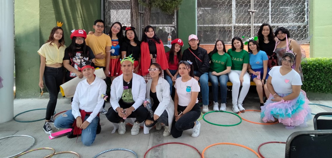 Alumnos de LPS en el juguetón 2023